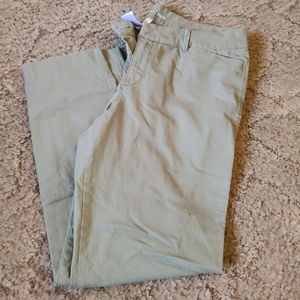 Green old navy ankle cut boot jeans pants